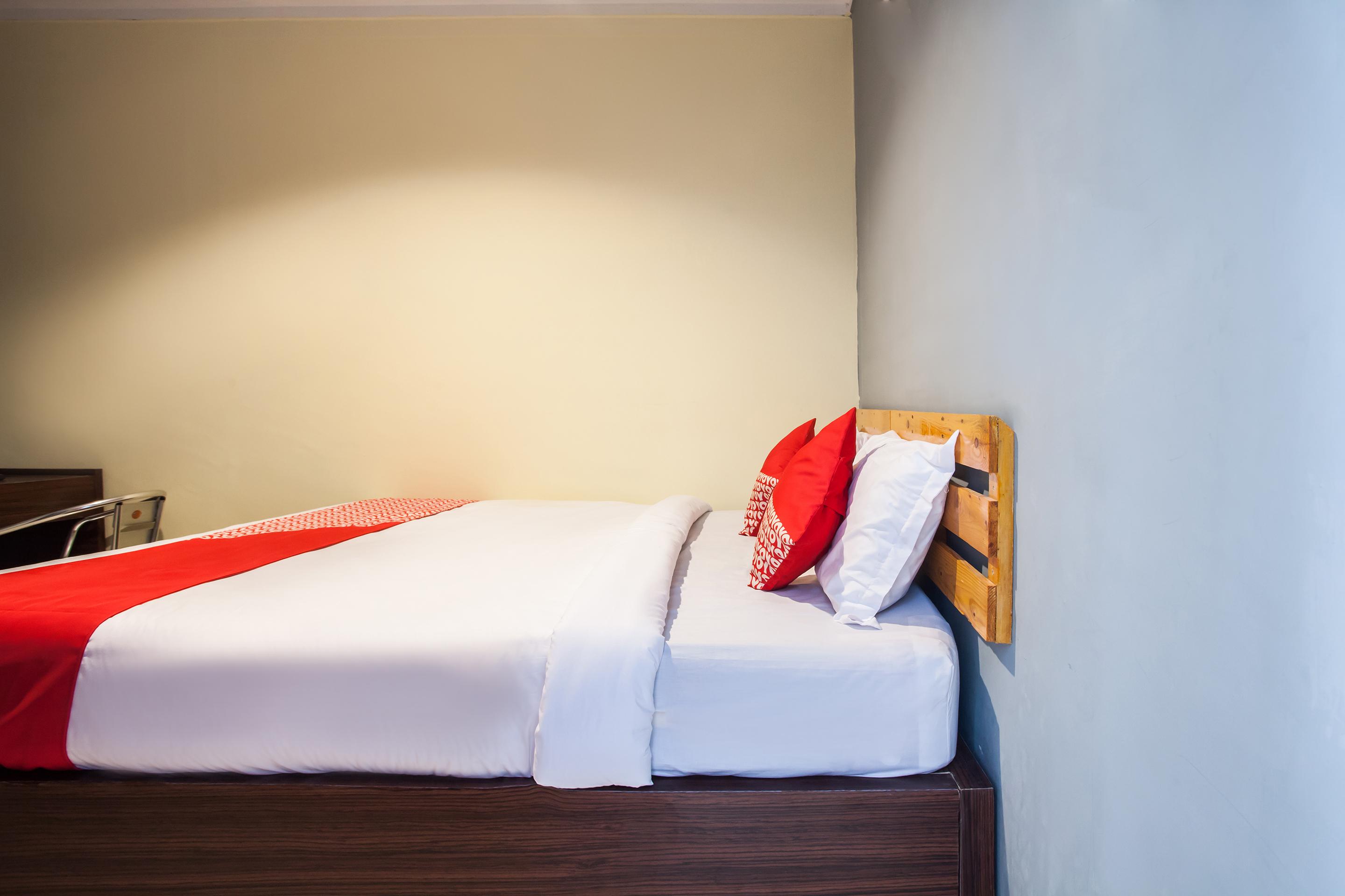 Oyo 990 Stadion Residence Syariah Medan Luaran gambar